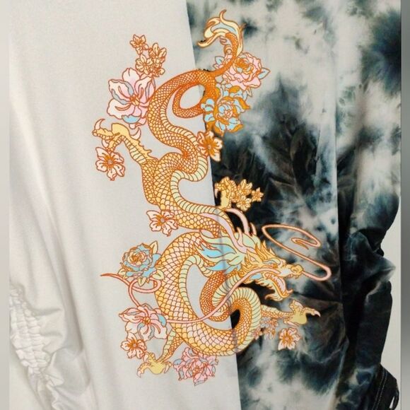 Riley & James Tie Dye Dragon Print Runched Sides Top size 2X - Picture 13 of 14